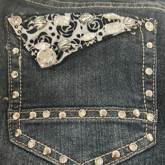 Grandeur denim jeans studded pockets - Picture 2 of 9